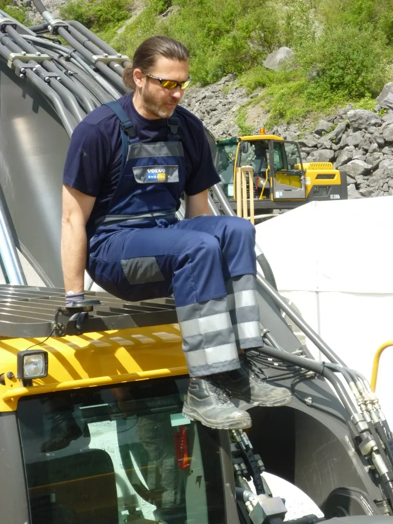 P1010681 (Medium).webp